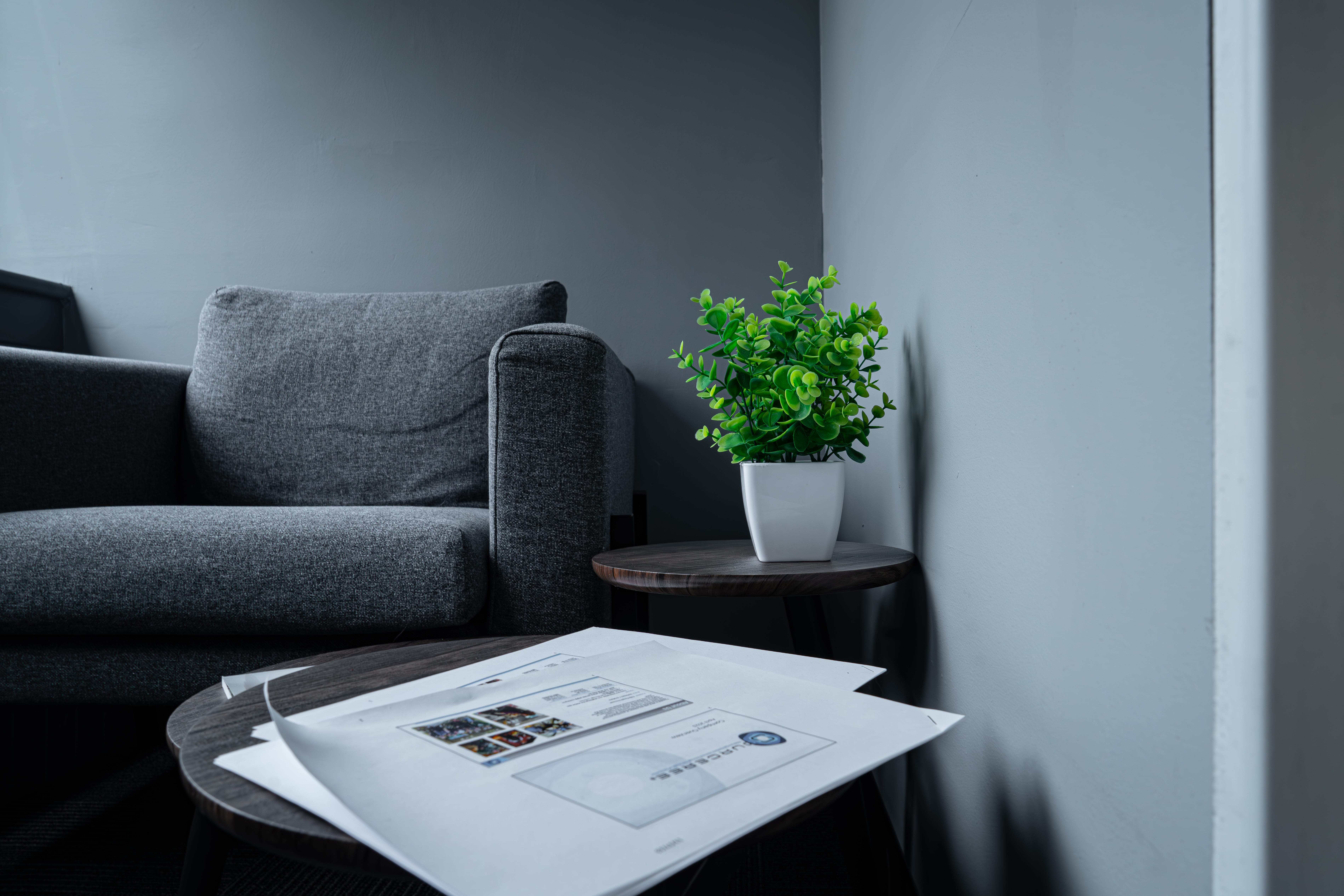 Papers and Couch 2-min